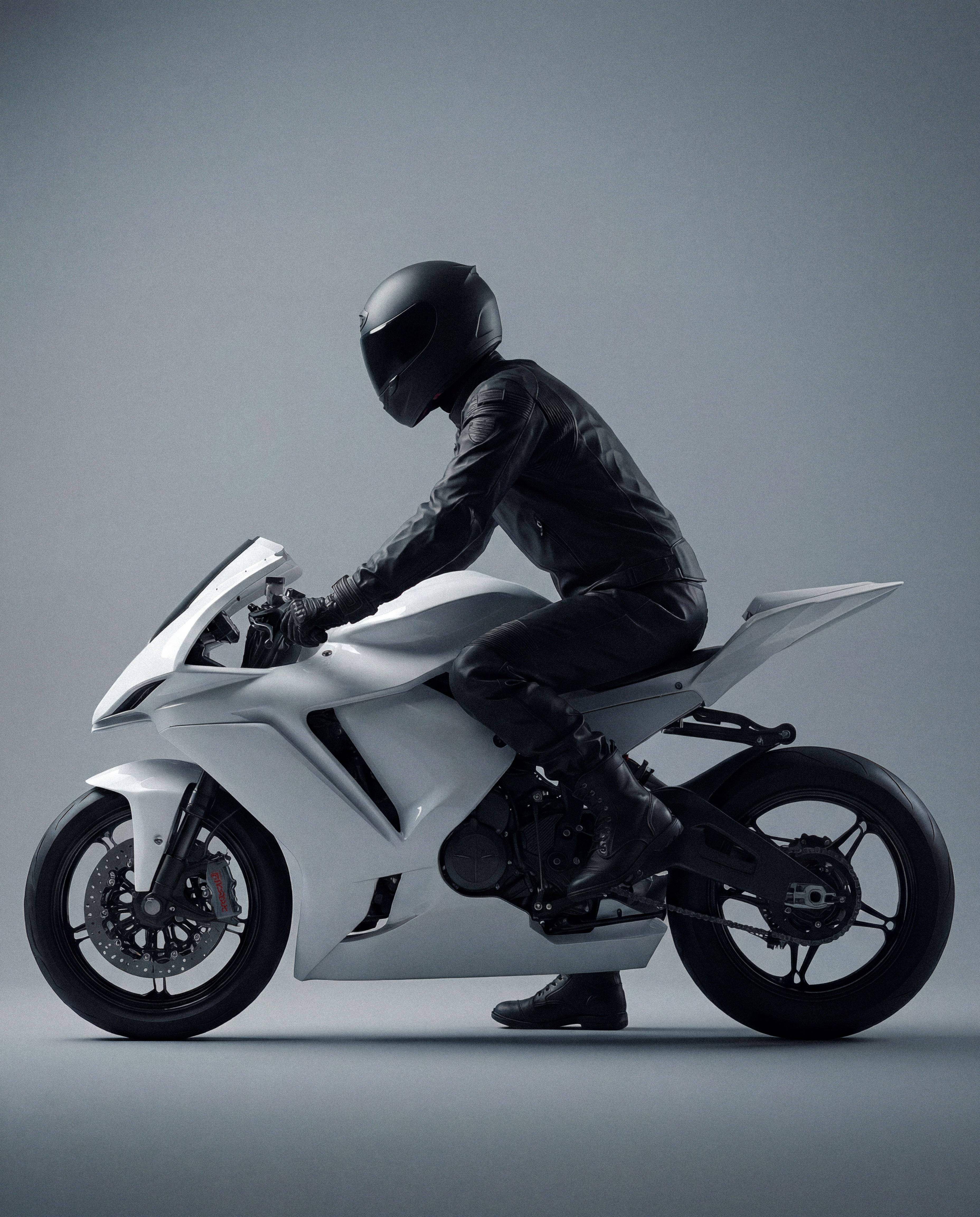 Dainese — 4